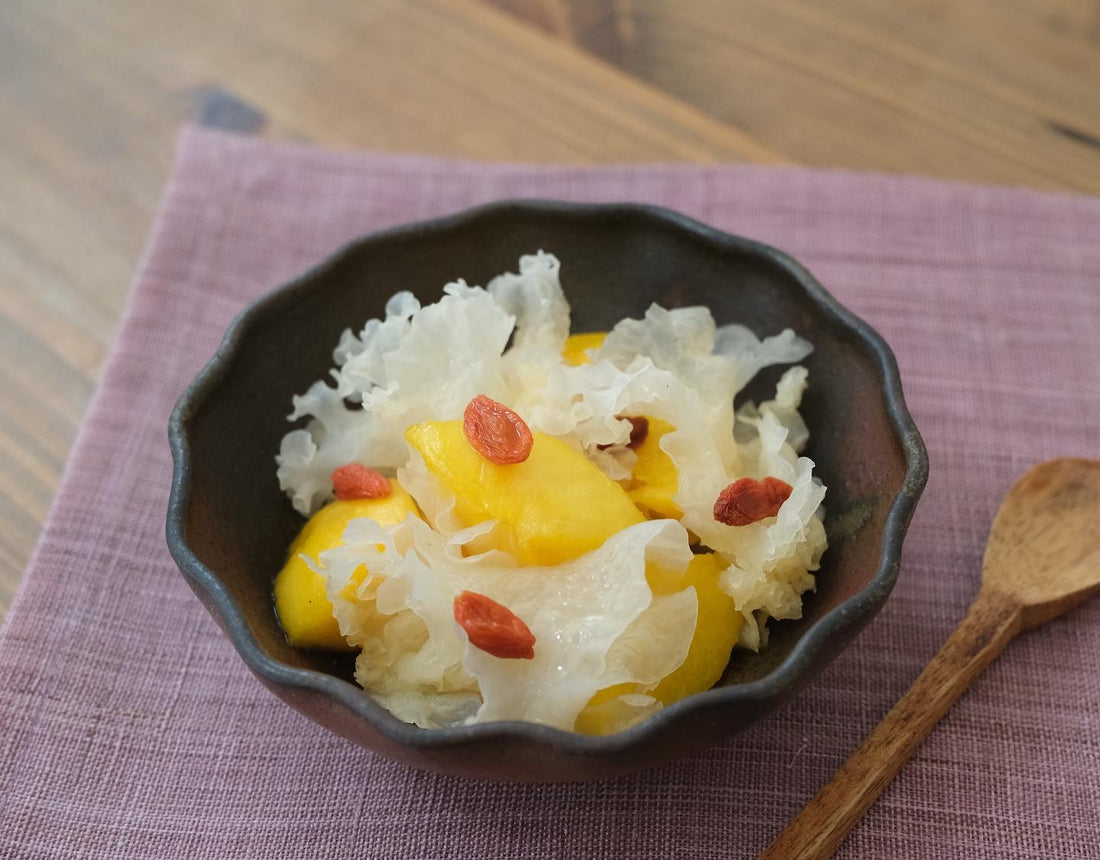 【9月の薬膳】桃と白きくらげの潤いコンポート