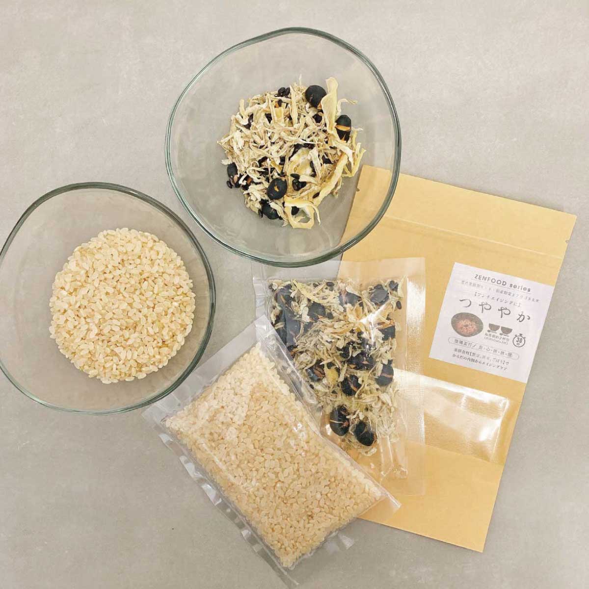 ZENFOOD 黒の薬膳 つややか粥キット